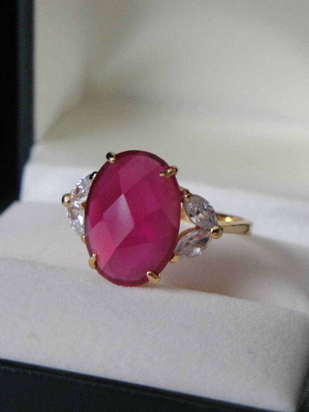 Vintage Ring gold tone Ruby size 7.5
